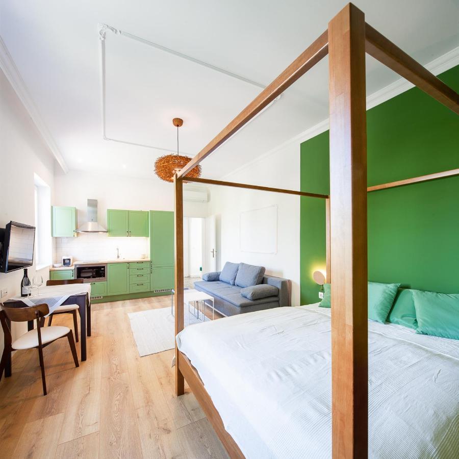 Zachar Apartman Sopron Bagian luar foto